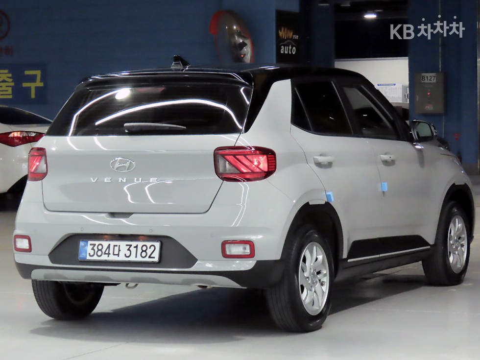 Hyundai Premium — фото 4