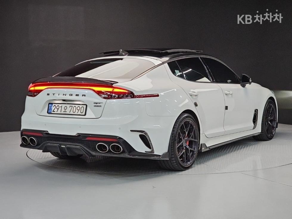 Kia Stinger GT — фото 4