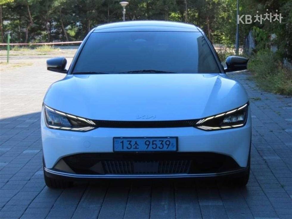 기아 EV6 2022년식 기아 EV6 롱 레인지 2WD 에어