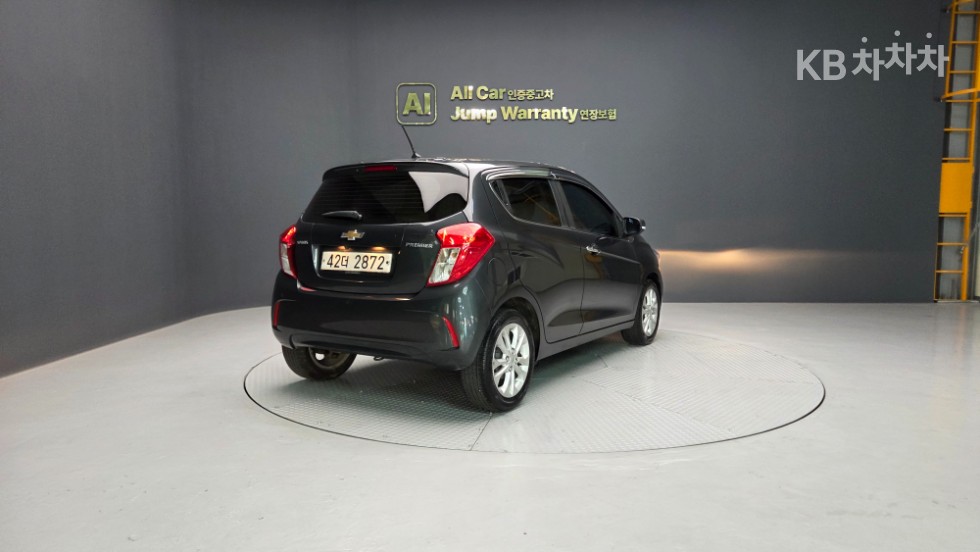 GM Korea Chevrolet Spark BASE MODEL — фото 4