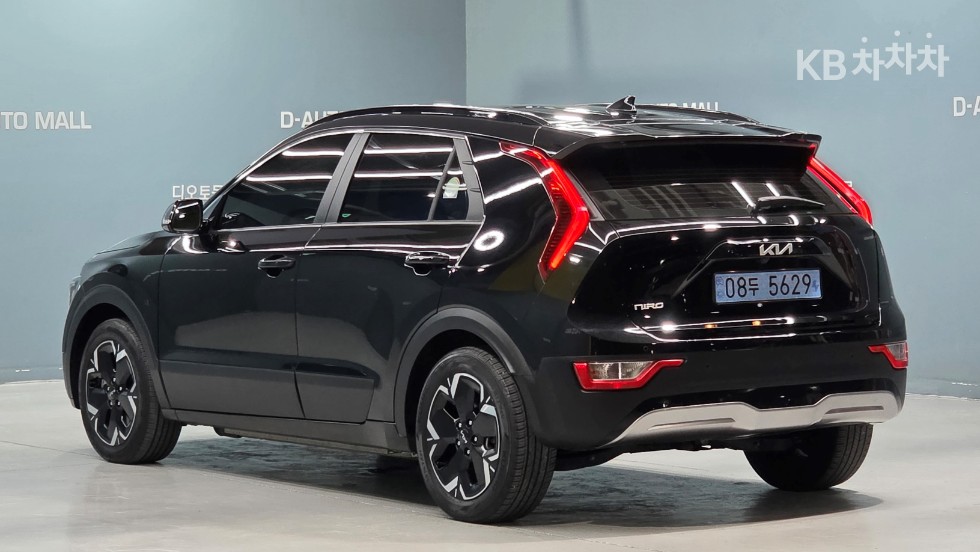 Kia BASE MODEL — фото 4