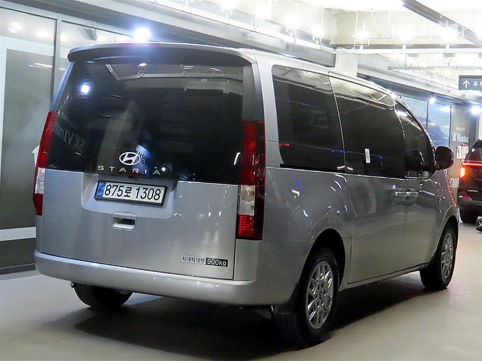 Hyundai Staria — фото 4