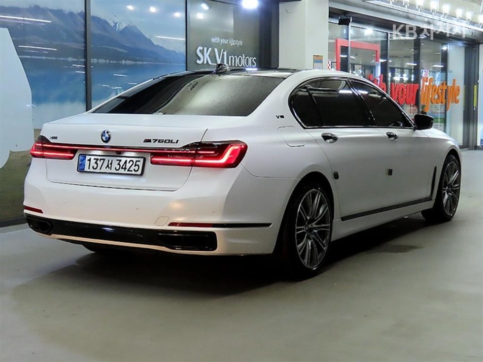 BMW 7 Series Design Pure Excellence — фото 4