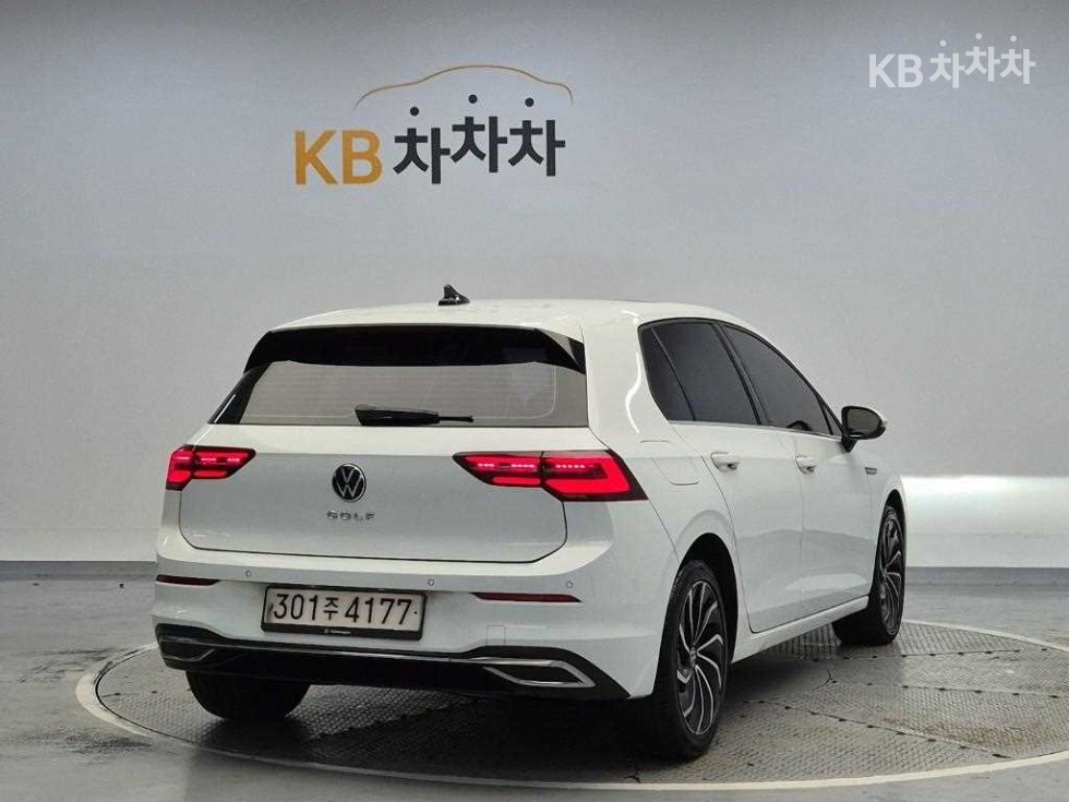 Volkswagen Prestige — фото 3