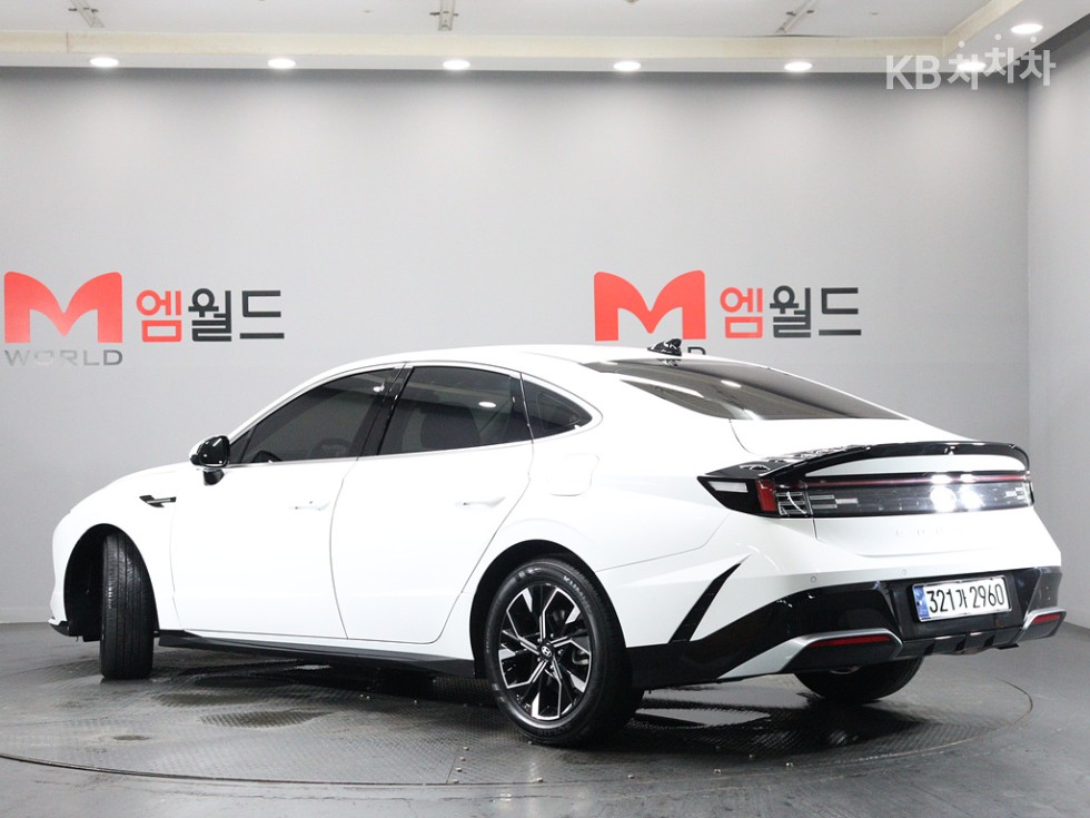 Hyundai Sonata EXCLUSIVE — фото 3