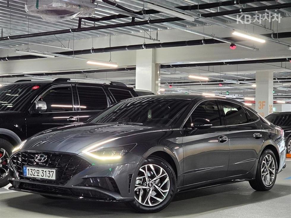 Hyundai Sonata PREMIUM PLUS — фото 1