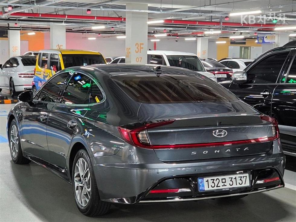 Hyundai Sonata PREMIUM PLUS — фото 4