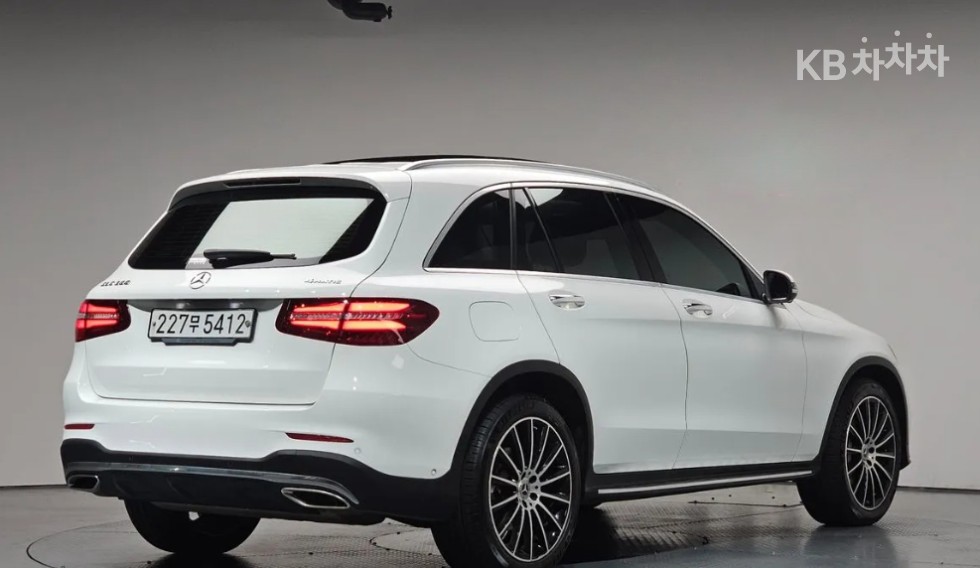 Mercedes-Benz GLC-Class AMG Line — фото 2