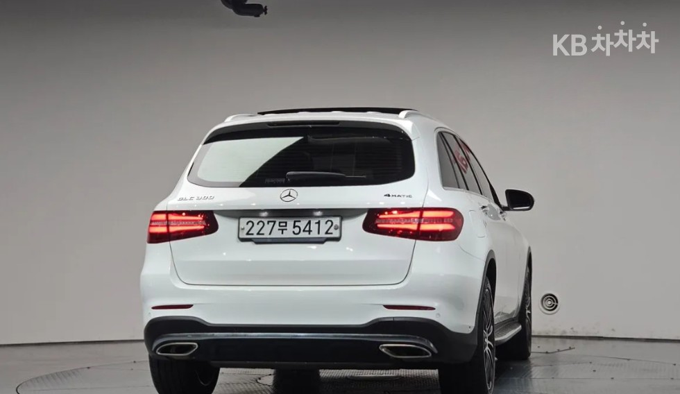 Mercedes-Benz GLC-Class AMG Line — фото 4
