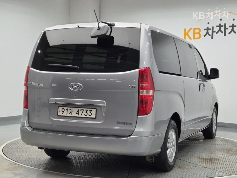 Hyundai Starex Smart — фото 3