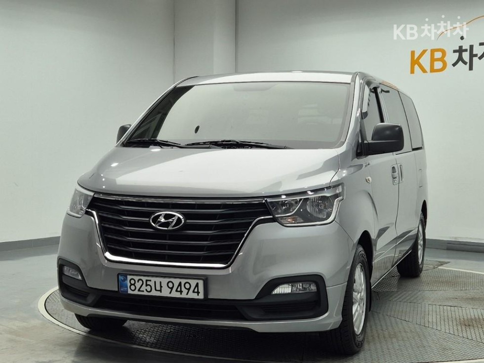 Hyundai Starex Smart — фото 1