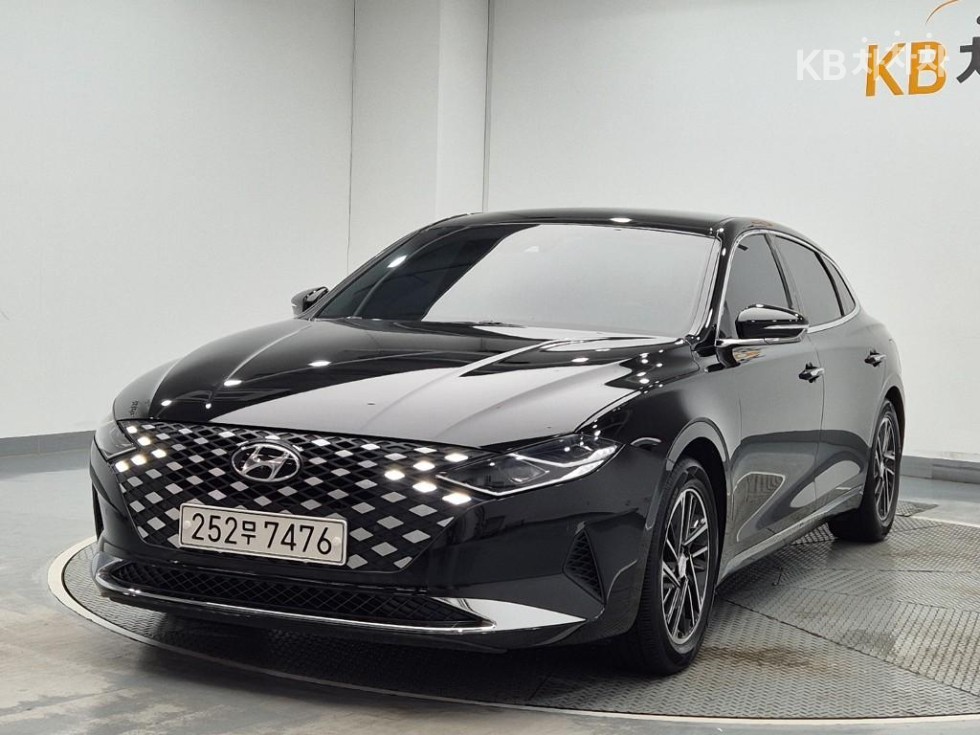 Hyundai Grandeur Premium — фото 1