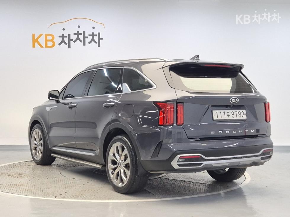 Kia Sorento SIGNATURE — фото 2