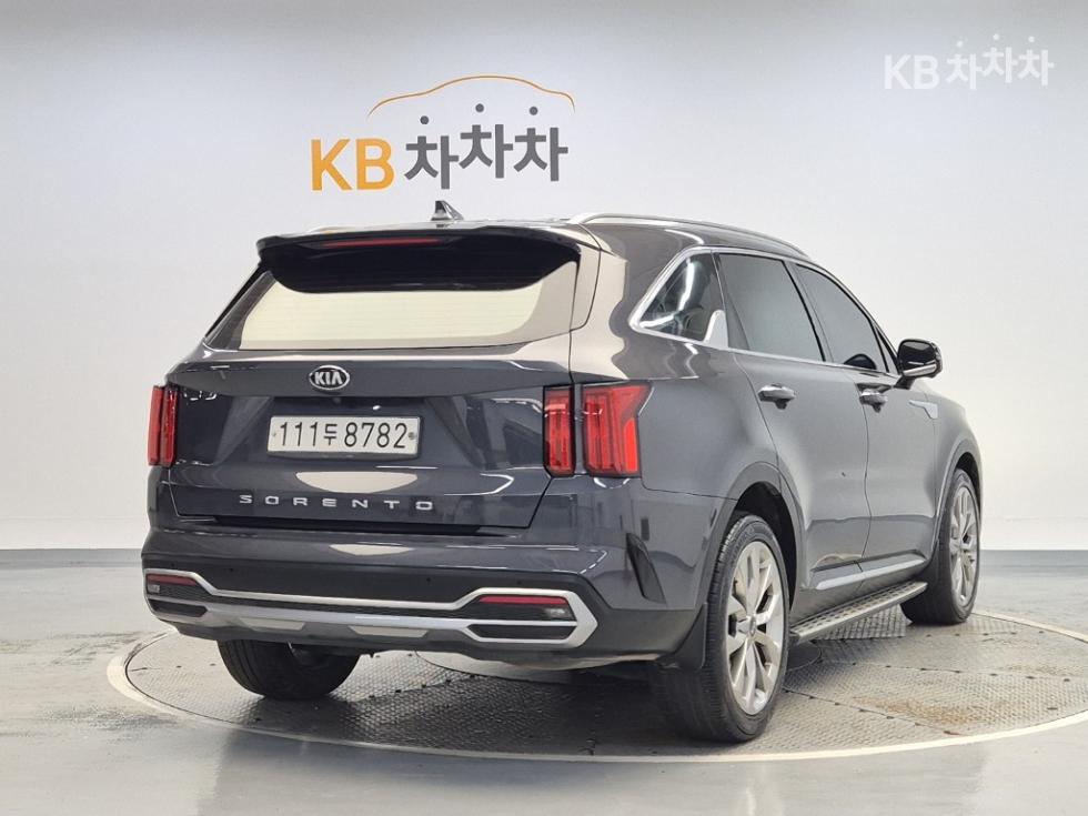 Kia Sorento SIGNATURE — фото 3
