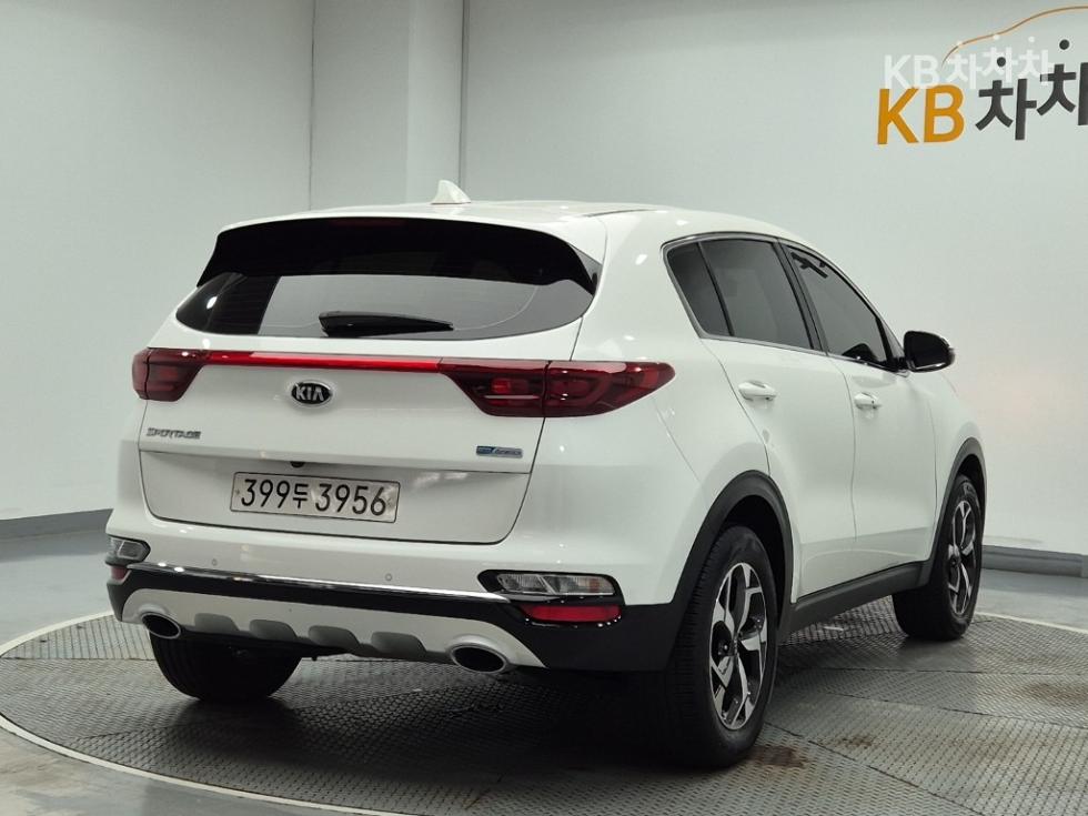 Kia Sportage TRENDY — фото 3