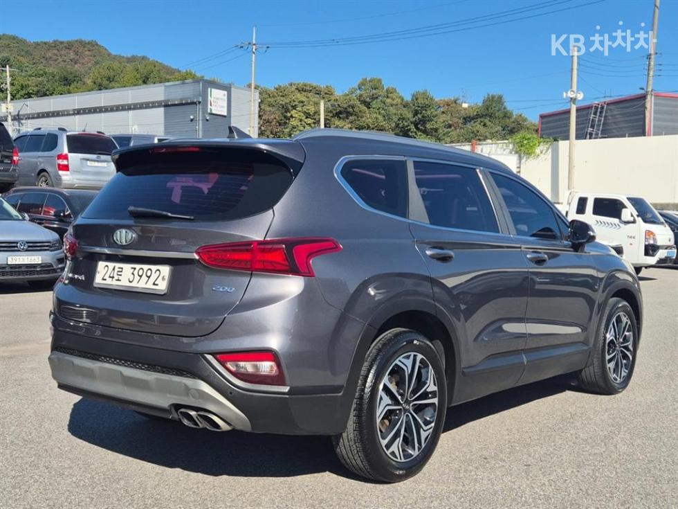 Hyundai Santa Fe EXCLUSIVE — фото 2