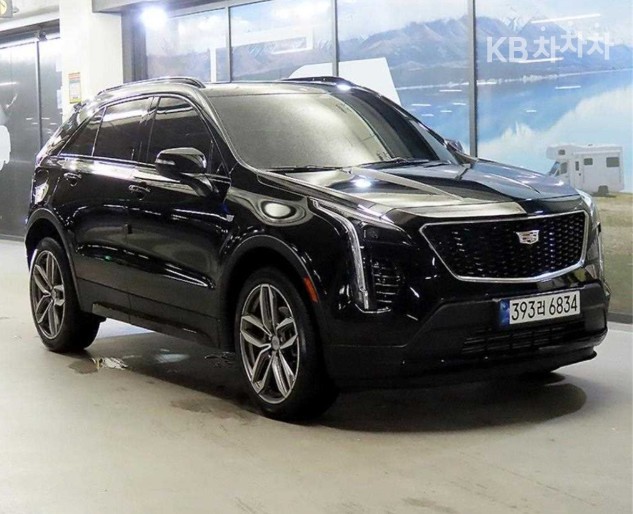 Cadillac XT4 Sport — фото 2