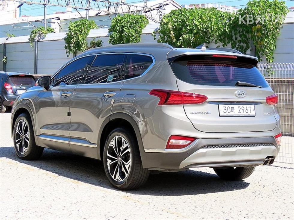 Hyundai Santa Fe PRESTIGE — фото 3