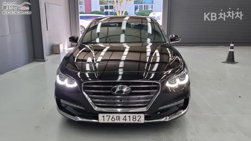 Hyundai Grandeur BASE MODEL — фото 3