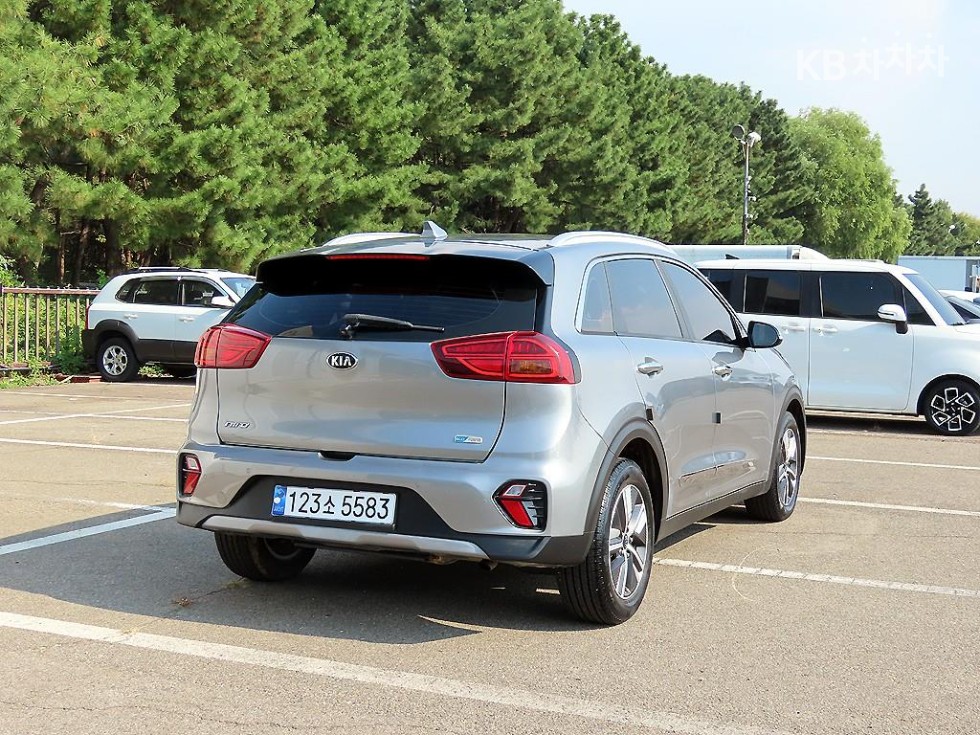 Kia PRESTIGE — фото 4
