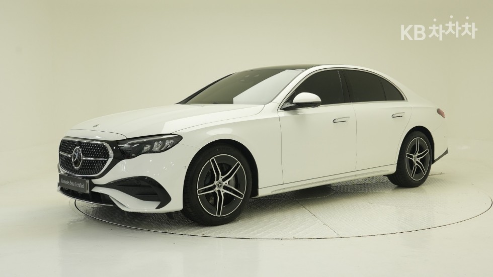 Mercedes-Benz E-Class AMG Line — фото 2