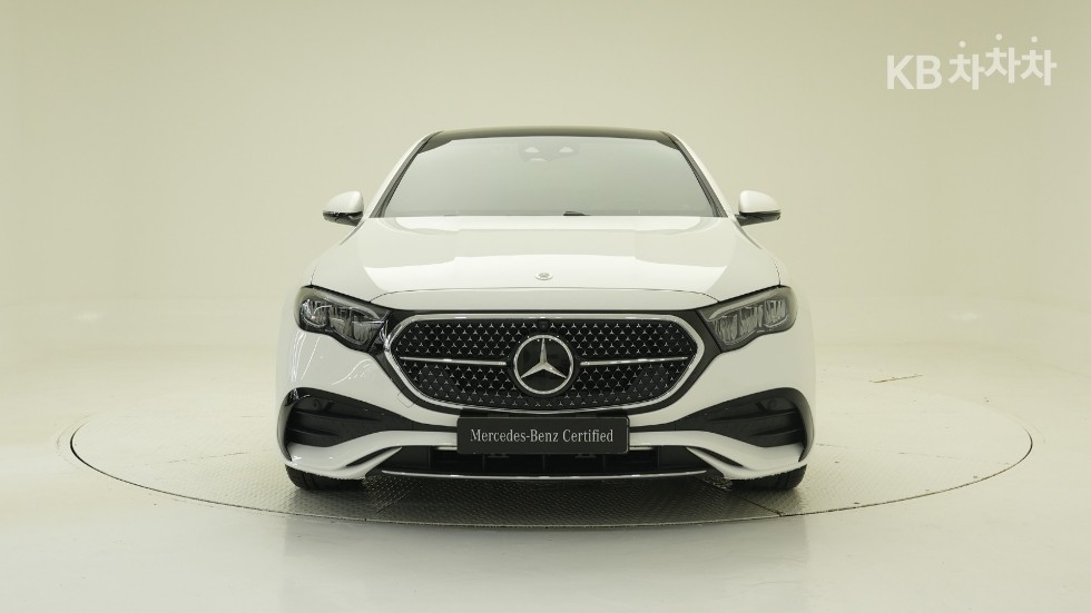 Mercedes-Benz E-Class AMG Line — фото 1