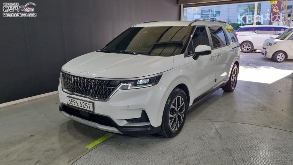 Kia Carnival PRESTIGE — фото 1