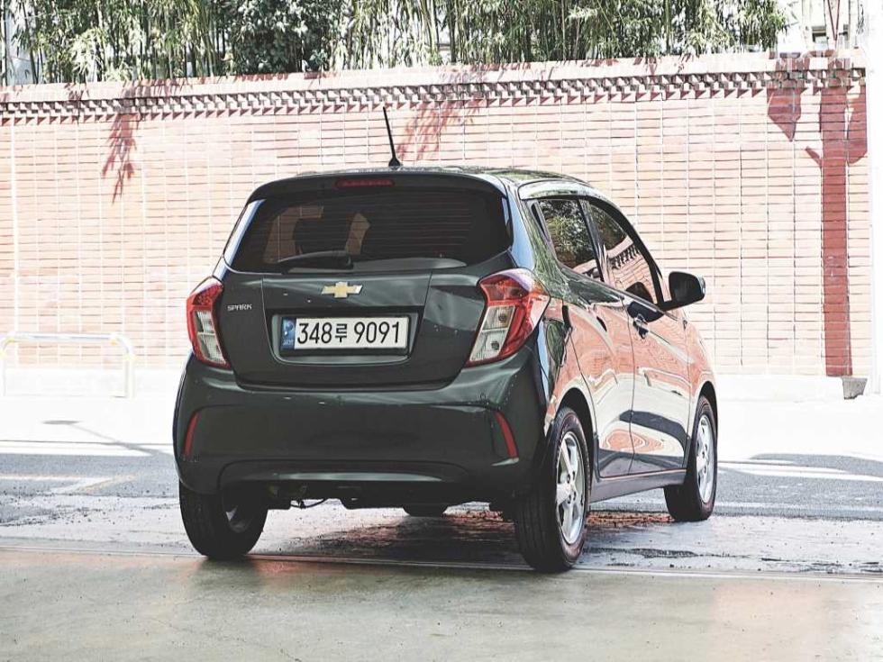 GM Korea Chevrolet Spark BASE MODEL — фото 3