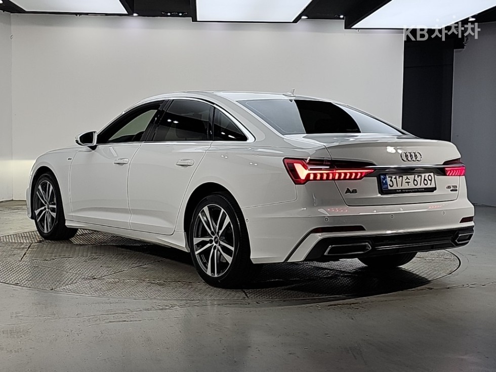 Audi A6 Premium — фото 3