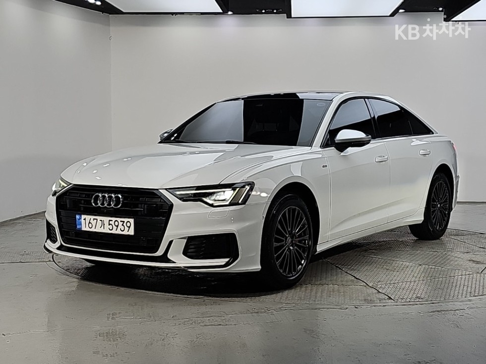 Audi A6 Premium — фото 1