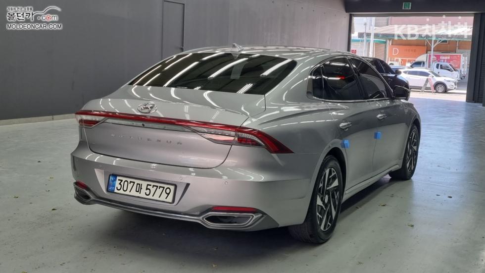 Hyundai Grandeur EXCLUSIVE — фото 2