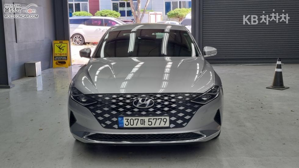 Hyundai Grandeur EXCLUSIVE — фото 3