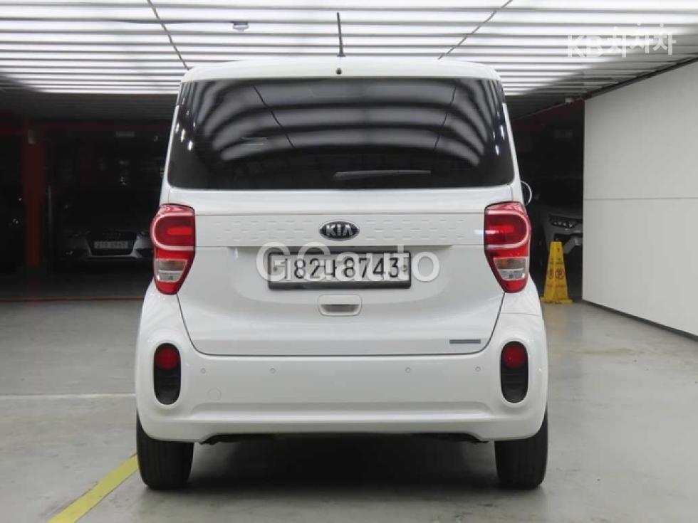 Kia BASE MODEL — фото 3