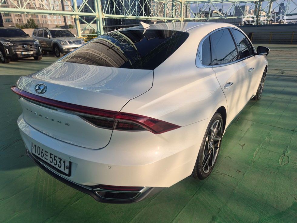 Hyundai Grandeur EXCLUSIVE — фото 3