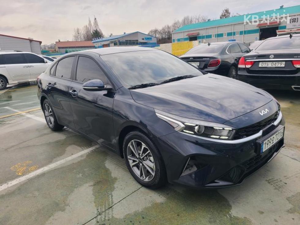 2022 - kia k3