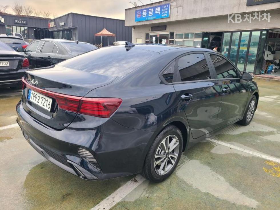2022 - kia k3