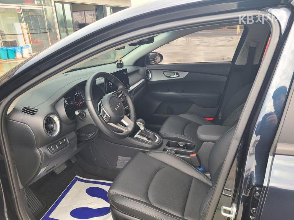 2022 - kia k3