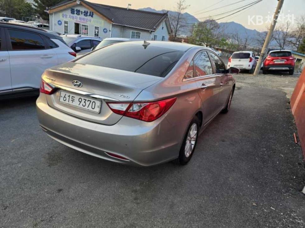 Hyundai Sonata — miniaturë 6