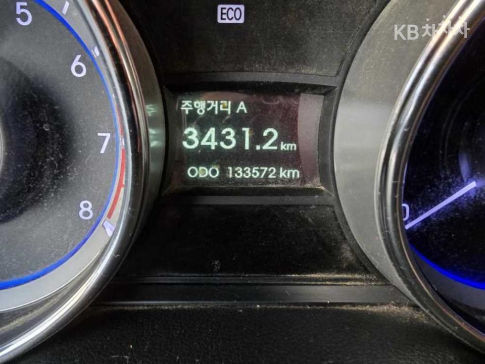 Hyundai Sonata — miniaturë 14