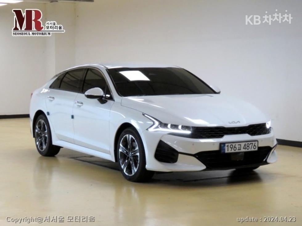 2023 - kia k5