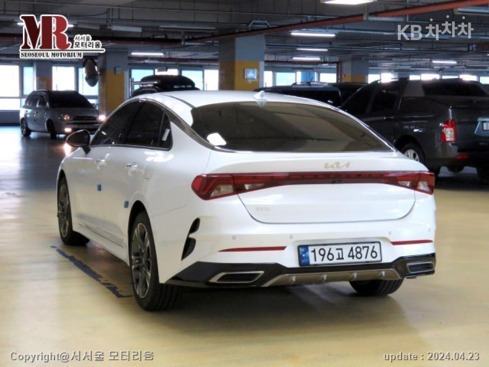 2023 - kia k5