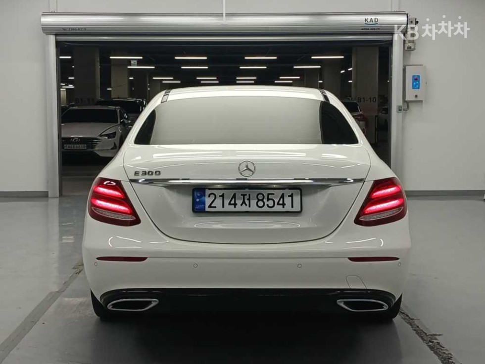2020 Mercedes-Benz E (W213) photo