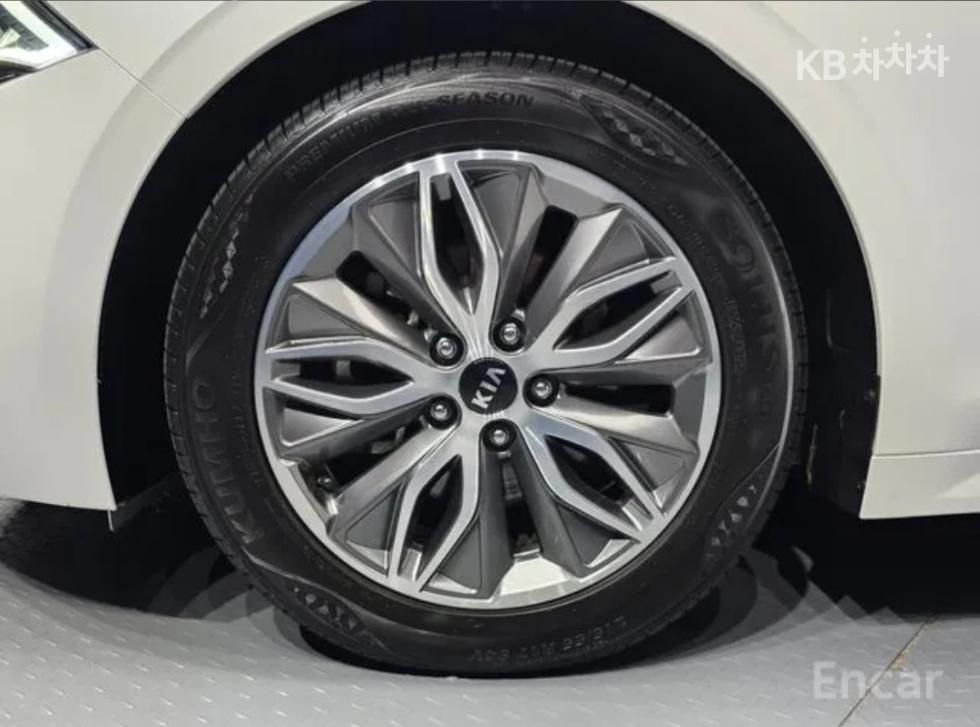 2021 - kia k5