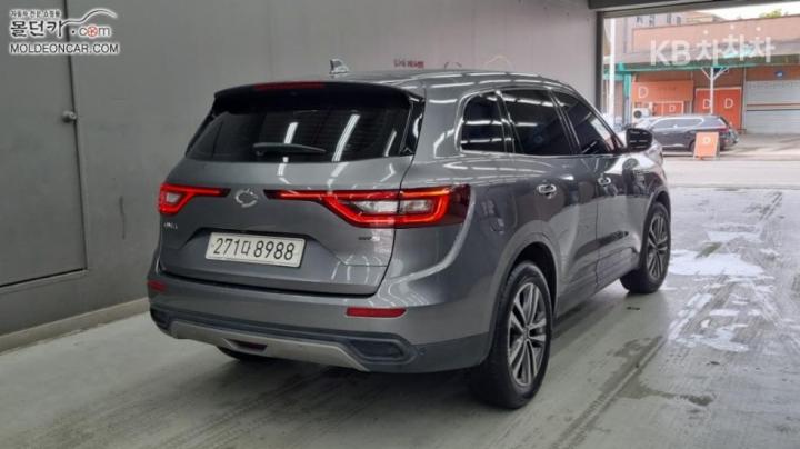 Renault QM6 2.0 LPe 2WD LE 3