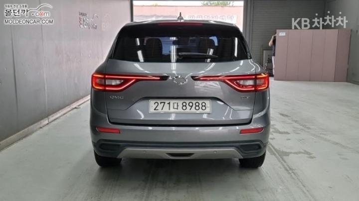 Renault QM6 2.0 LPe 2WD LE 5