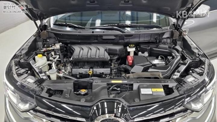 Renault QM6 2.0 LPe 2WD LE 7