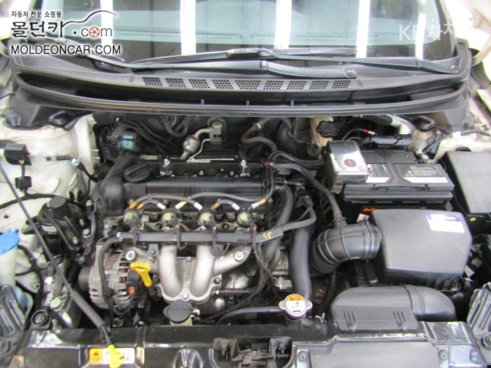Hyundai Avante — miniaturë 6