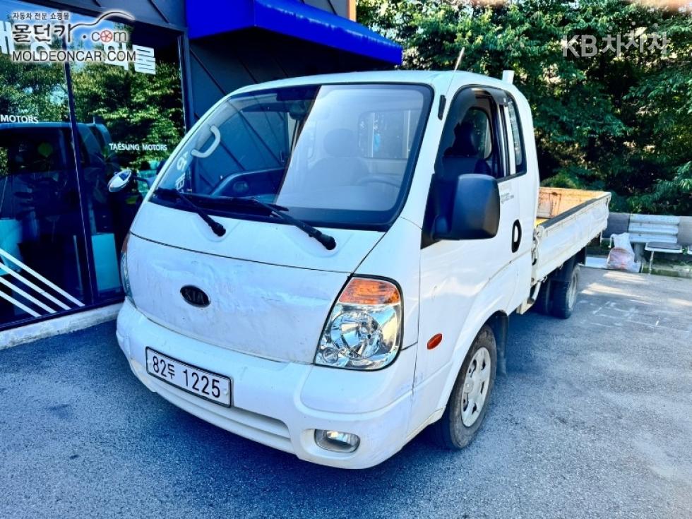 2010 - kia bongo iii