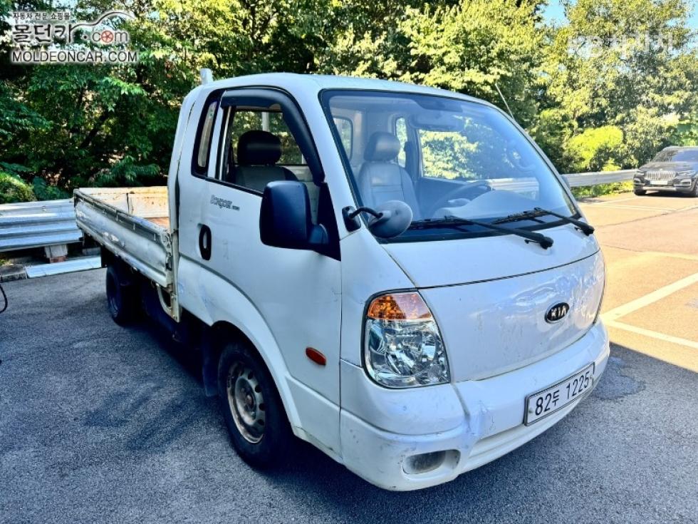 2010 - kia bongo iii