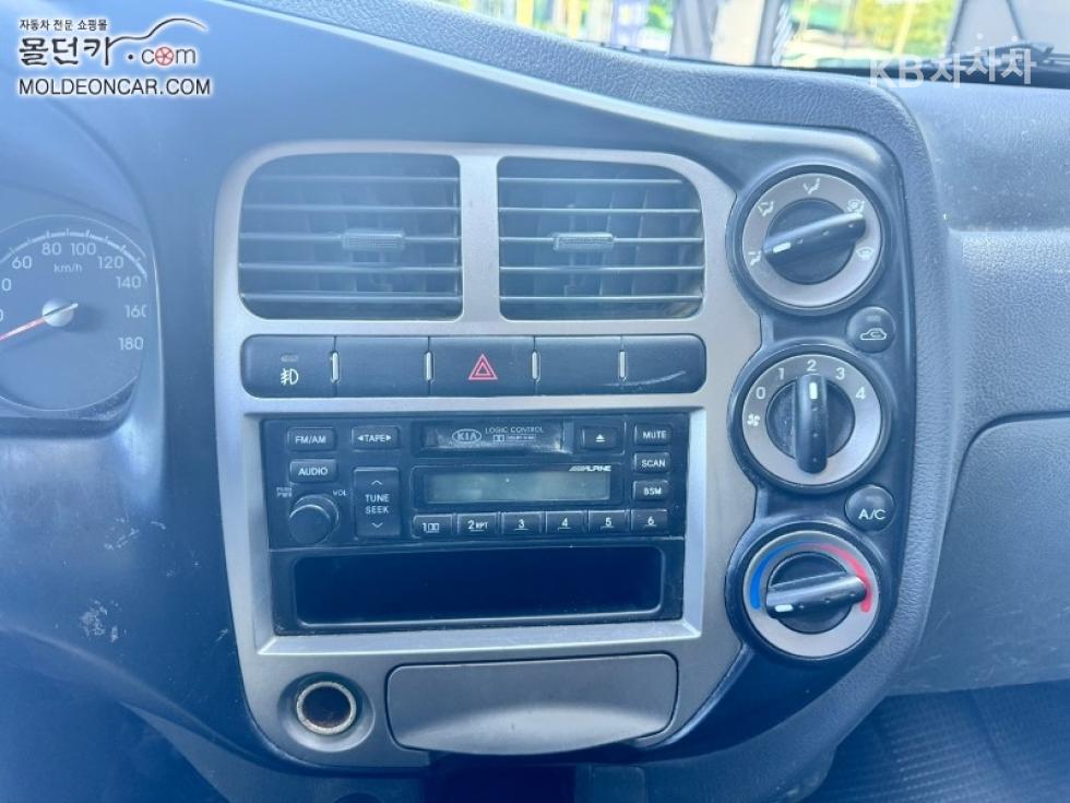 2010 - kia bongo iii